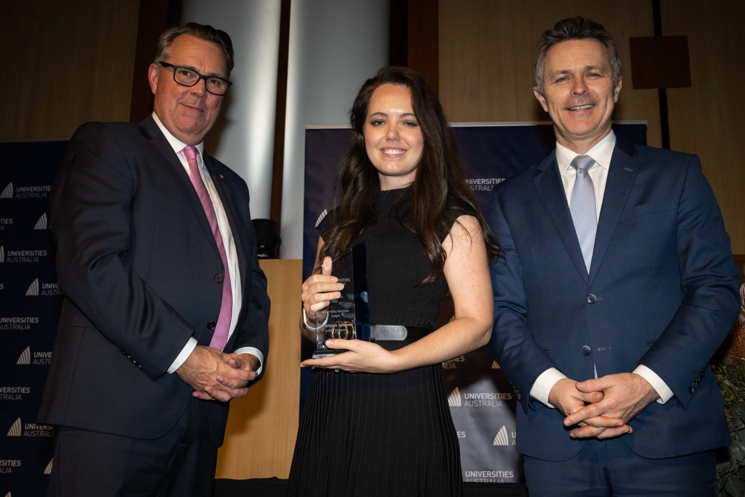 Kristyn receiving the Pitch It Clever award.